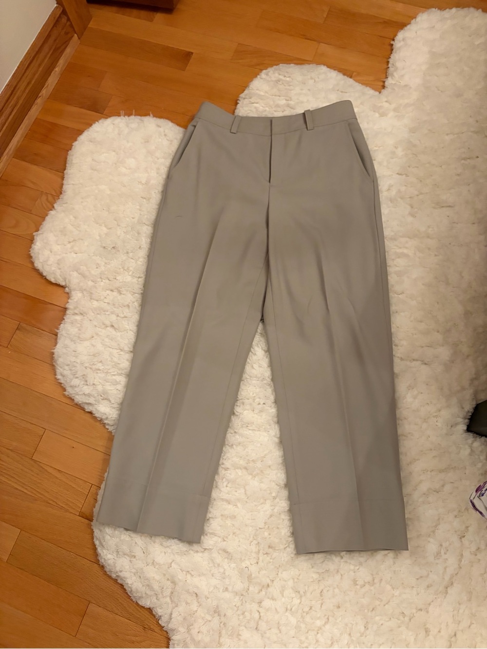 Club Monaco Light Gray Cropped Tailored Trousers